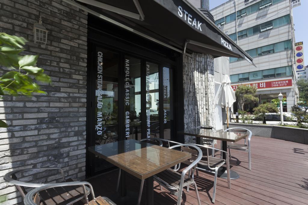 J-Top Hotel Siheung Exterior photo